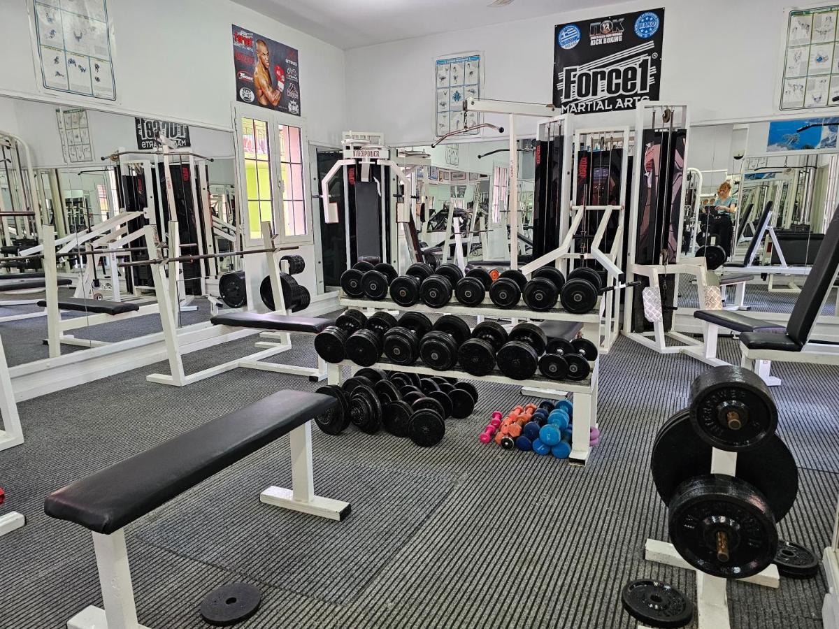 Gosia Gym Included *